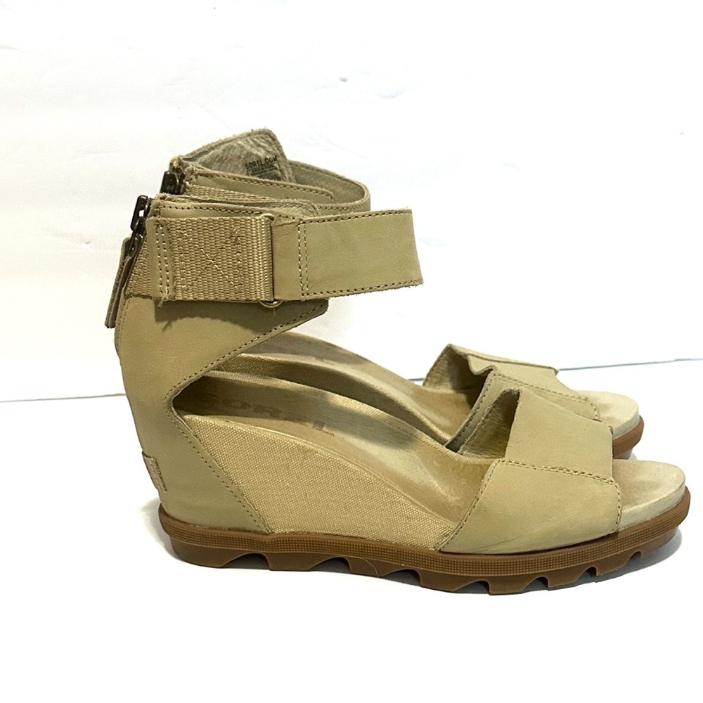 Sorel Women's Beige Wedge Sandals - Picture 2 of 11